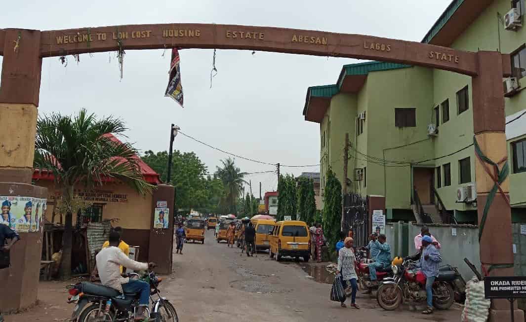 Abesan Estate, P and T, Baruwa Gate; Location, Area Guide, Leisure and Shopping, Schools, Apartments and Properties