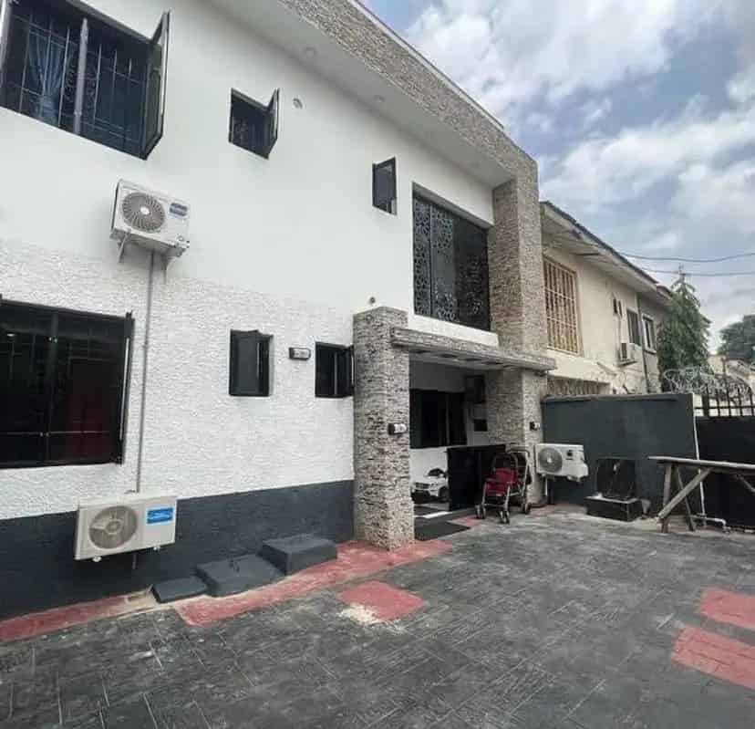 5-bedroom Terrace
