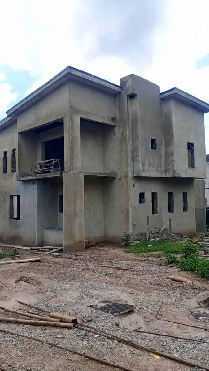 4-bedroom Detached Duplex