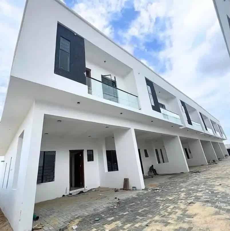 4-bedroom Terrace
