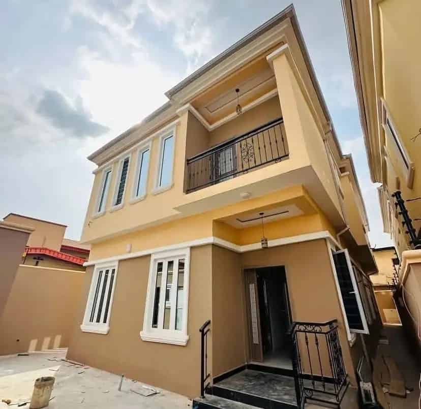 4-bedroom Detached Duplex
