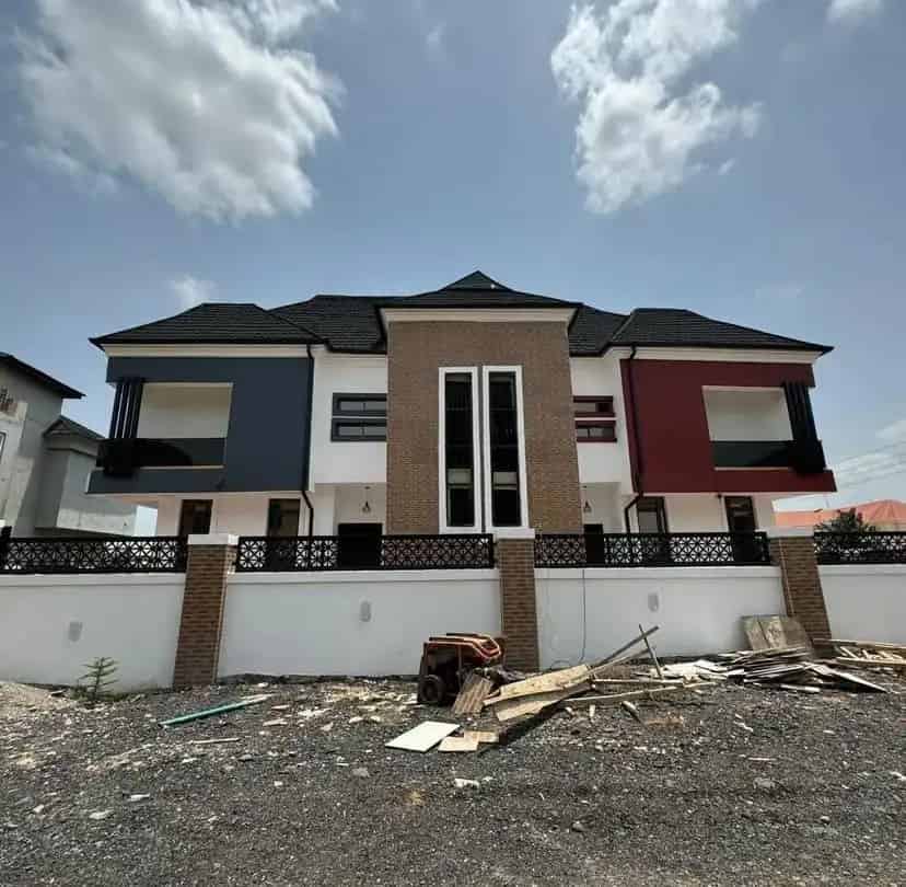 5-bedroom Semi Duplex