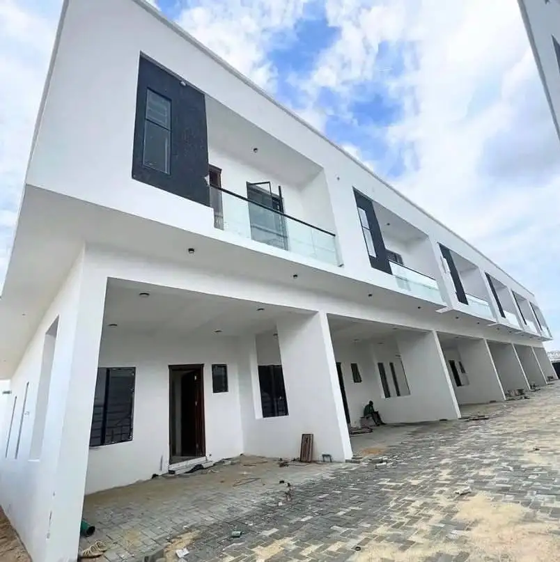 4 Bedroom Terrace for rent